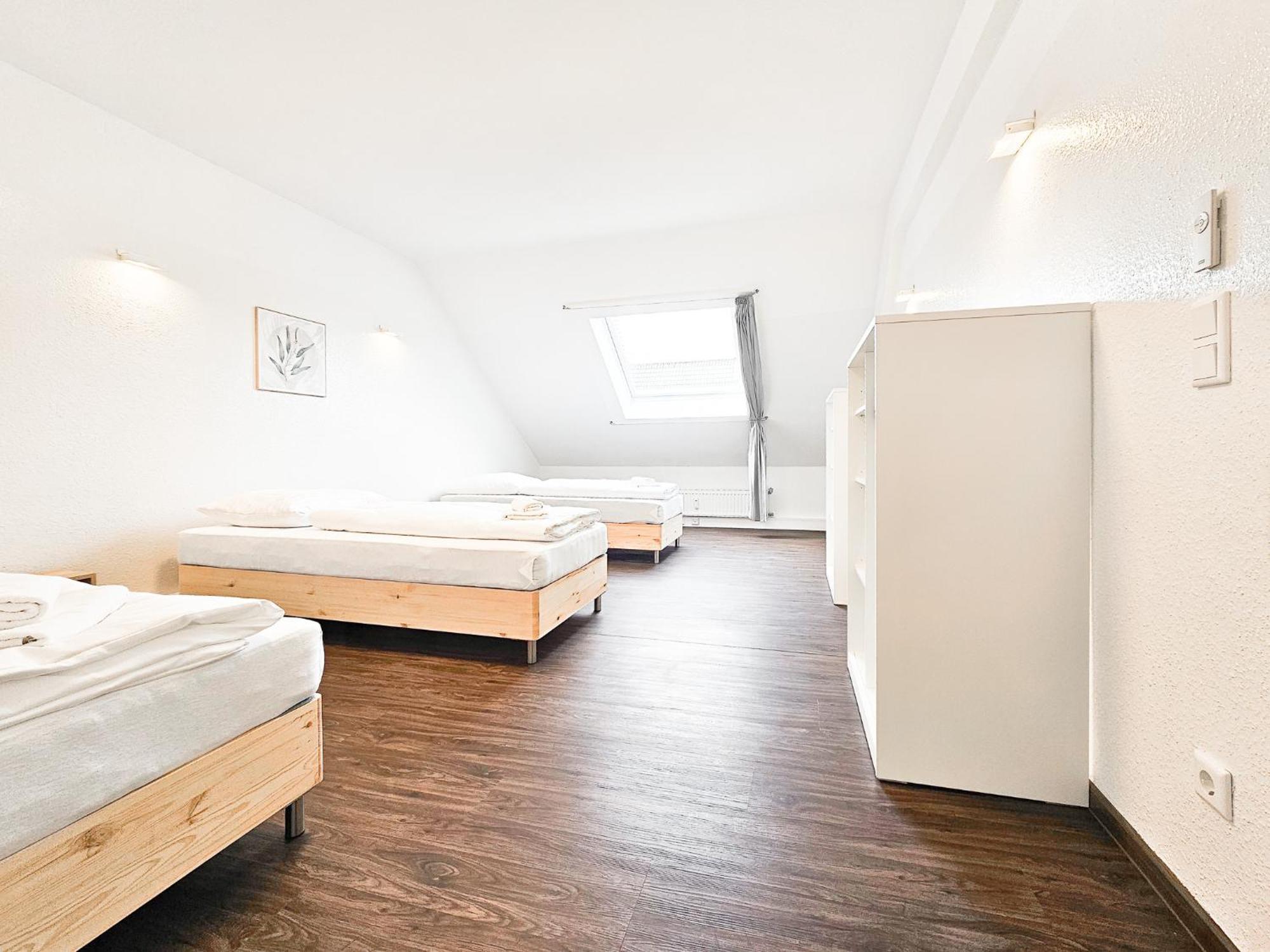 Raj Living - Center With 5 - 10 Min Messe Dus * Düsseldorf