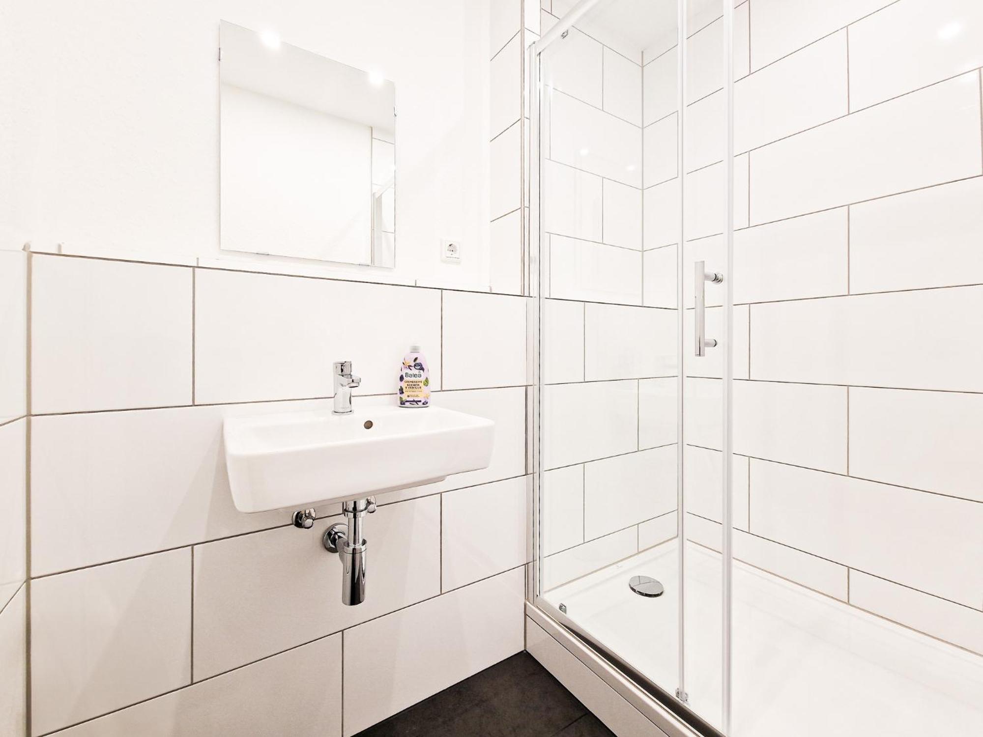 Raj Living - Center With 5 - 10 Min Messe Dus Appartement