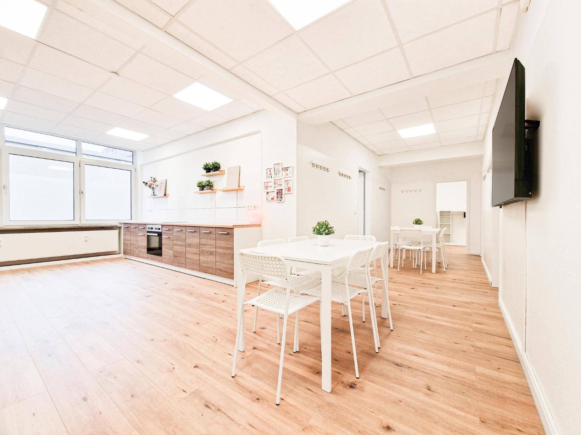 Raj Living - Center With 5 - 10 Min Messe Dus Appartement Düsseldorf