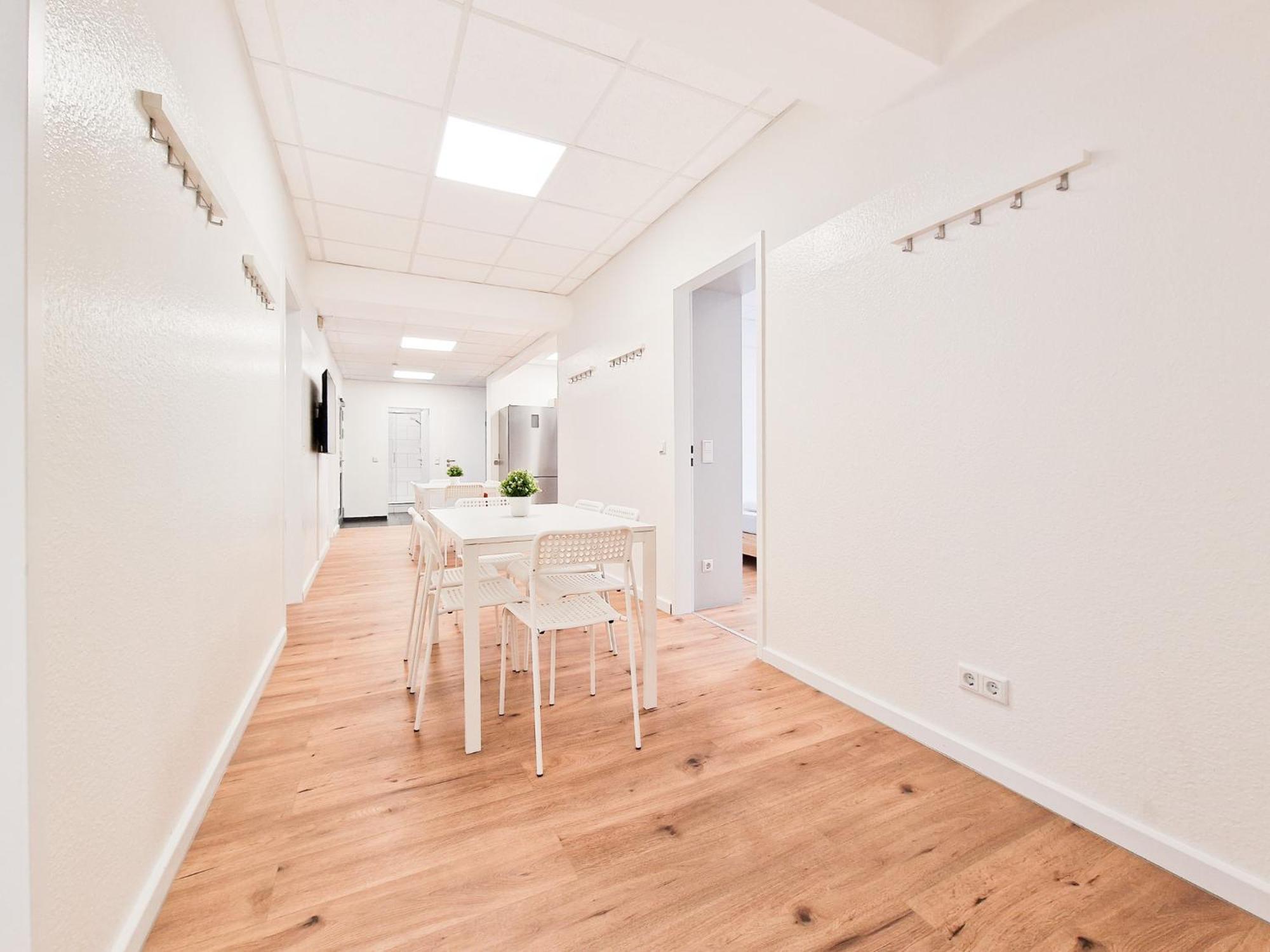Appartement Raj Living - Center With 5 - 10 Min Messe Dus